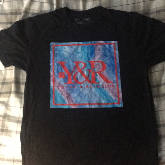 Mens Medium Young & Reckless square “ocean” logo T - Picture 1 of 3